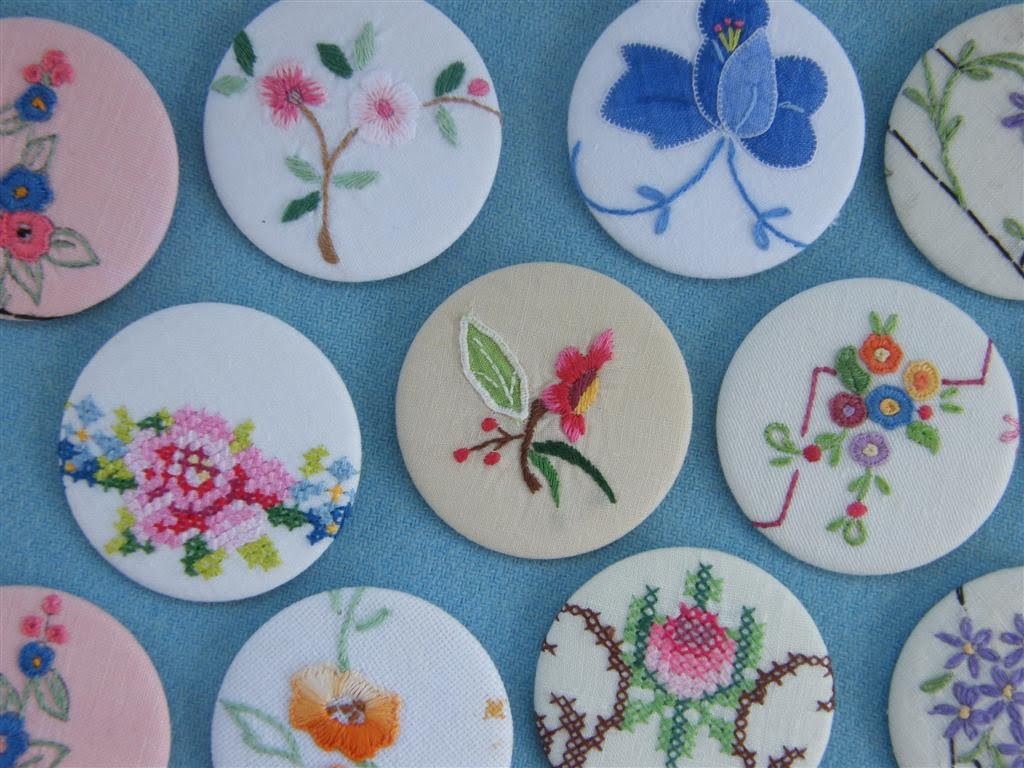 [brooches+(Large)[1].JPG]